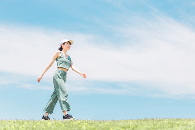 【徹底比較】マシンvsマット、パーソナルvsグループ…姿勢改善に最適なのは?